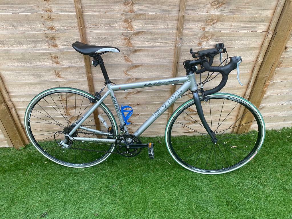 carrera valour road pro